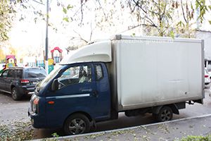 Грузовик для квартирных и дачных переездов, перевозки мебели в Серпухове