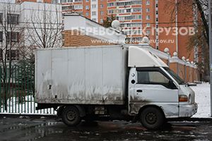 Автомобиль для грузоперевозок в рабочем посёлке Пролетарском