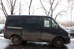 Автомобиль для грузоперевозок в рабочем посёлке Горки Ленинские