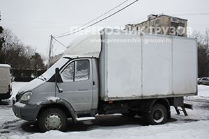 Автомобиль для грузоперевозок в селе Рождествено
