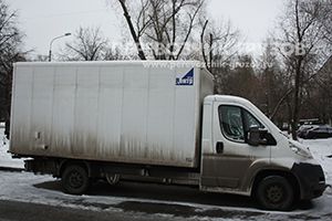 Автомобиль для грузоперевозок в посёлке Санатория им. Герцена